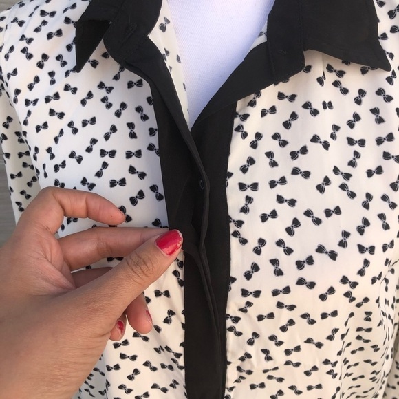 LC Lauren Conrad bow print Shirt Size Medium - Picture 4 of 8